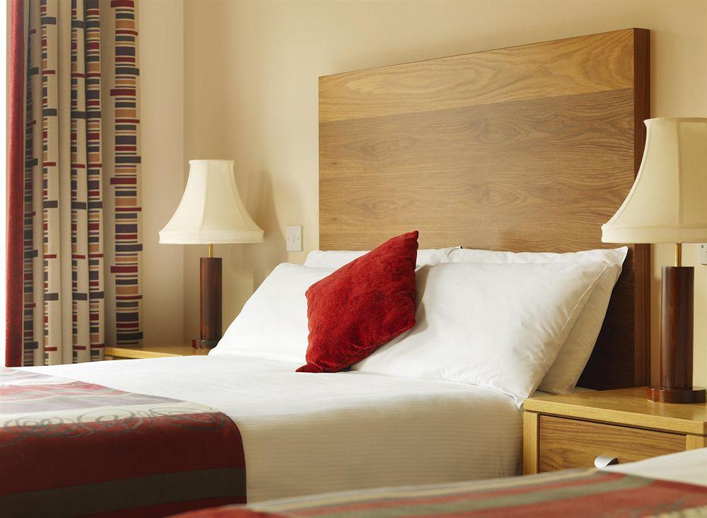 Maldron Hotel & Leisure Centre, Oranmore Galway Номер фото