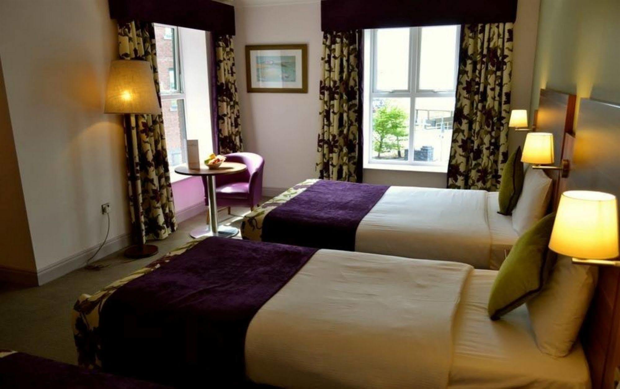 Maldron Hotel & Leisure Centre, Oranmore Galway Екстер'єр фото